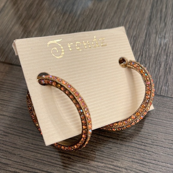 Vintage Orange Aurora Borealis Clip Hoop Earrings - Picture 14 of 15